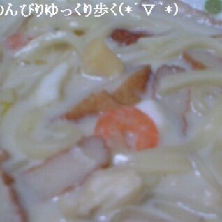 ヘルシーシーフード豆乳うどん